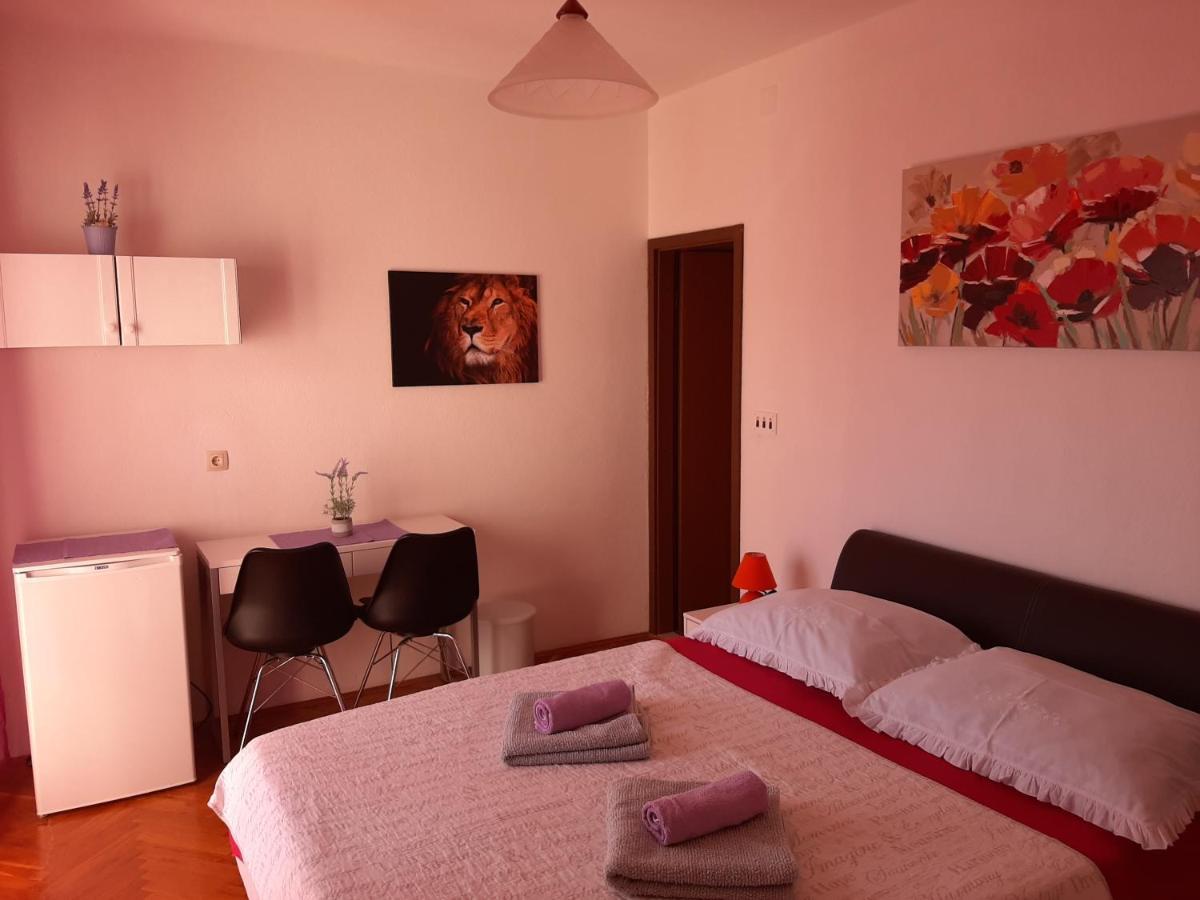 פודסטראנה Apartments Ana מראה חיצוני תמונה