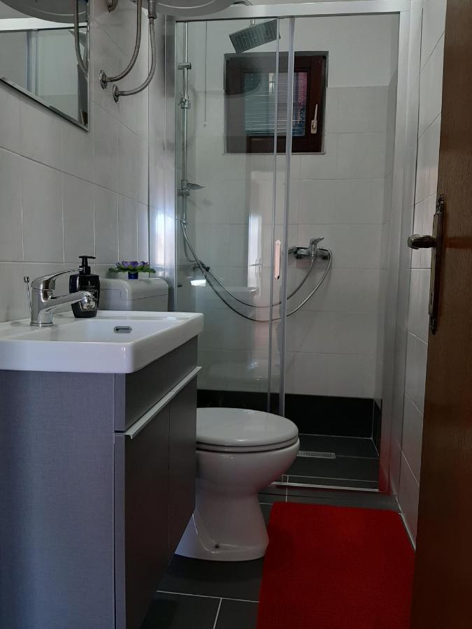 פודסטראנה Apartments Ana מראה חיצוני תמונה