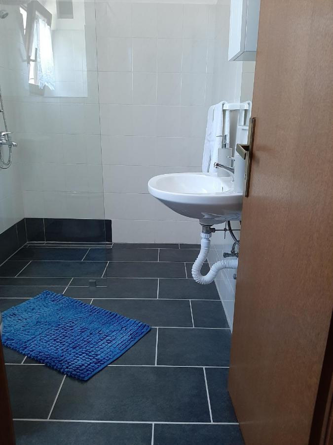 פודסטראנה Apartments Ana מראה חיצוני תמונה