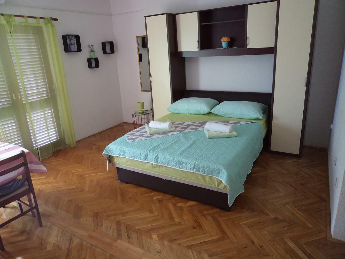 פודסטראנה Apartments Ana מראה חיצוני תמונה